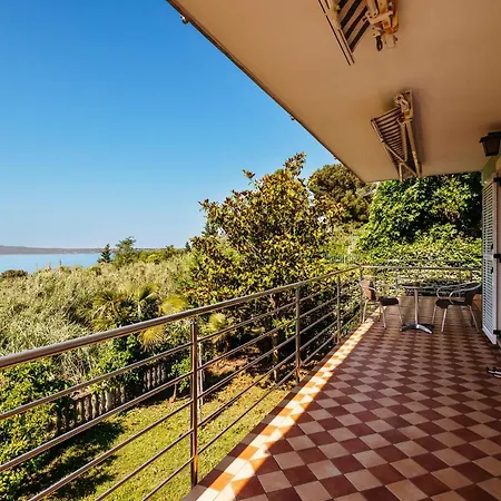 Homestay Old Road And With Pool Portoroz