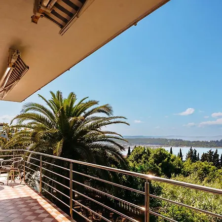 Old Road And With Pool Homestay Portoroz