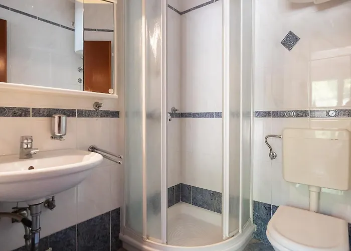 民宿 Old Road And With Pool 波尔托罗